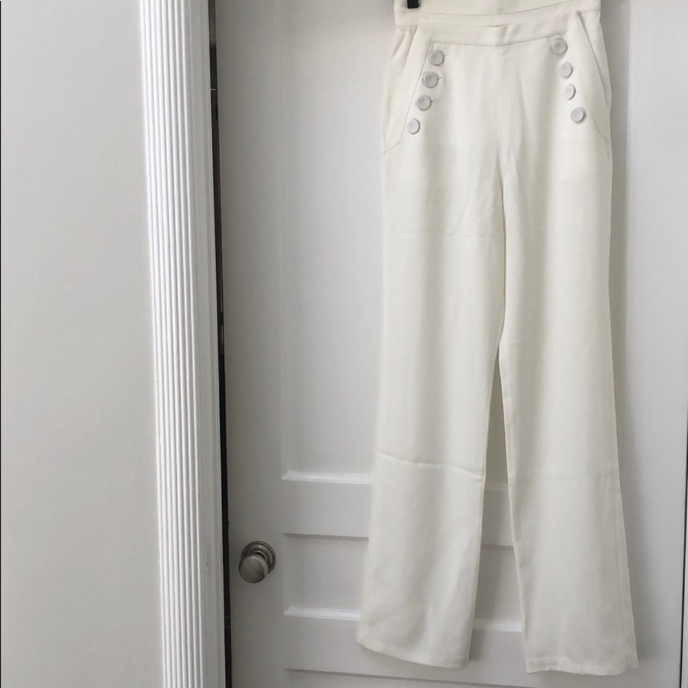 Finders Keepers White Pants - Picture 2 of 5